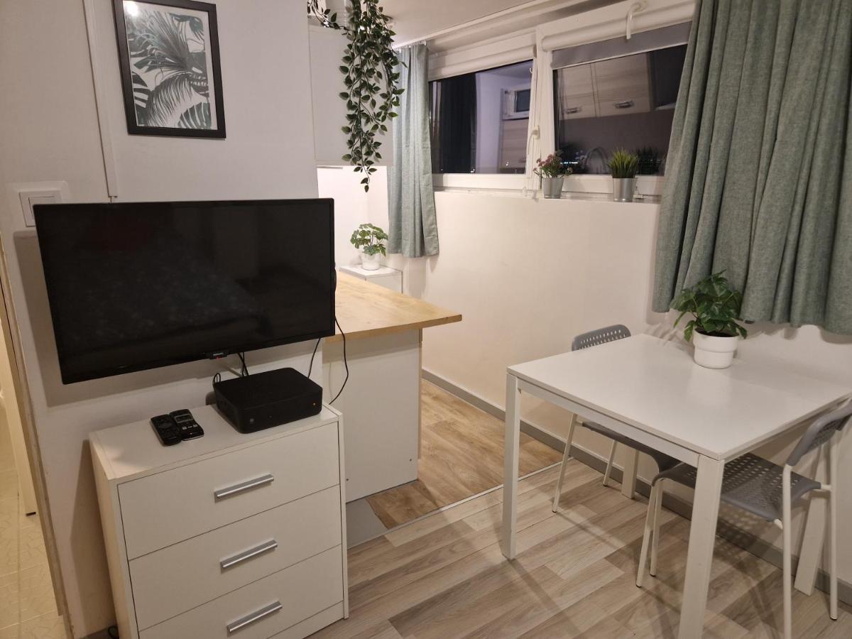Central Studio Apartments Warszawa Exteriör bild